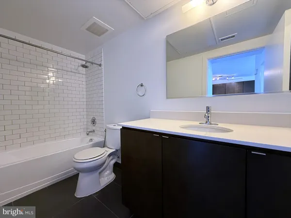 $2,265 | 1250 9th Street Northwest, Unit 417, Washington, DC 20001