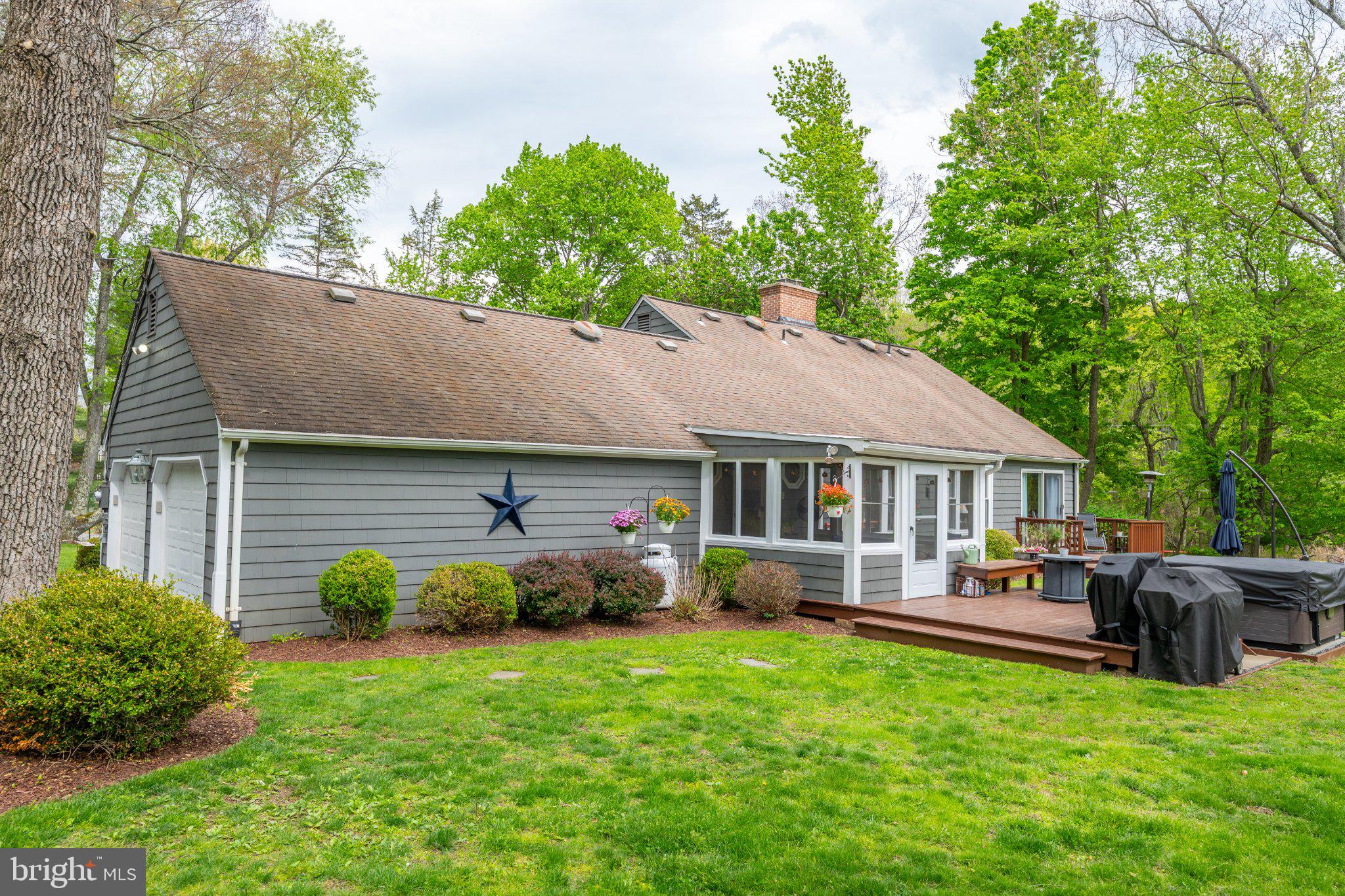 1 W Road Boonton, NJ 07005 - Photo 7 of 45 Charming home nestled in lush greenery.