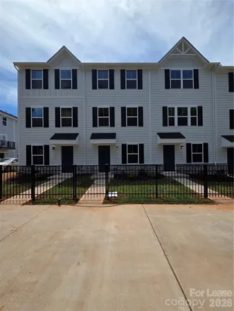 $2,100 | 3251 Dannelly Towns Alley, Charlotte, NC 28208