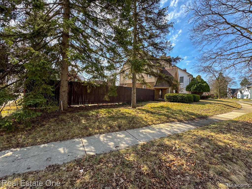54 Mohawk Road Pontiac, MI 48341 - Photo 29 of 36