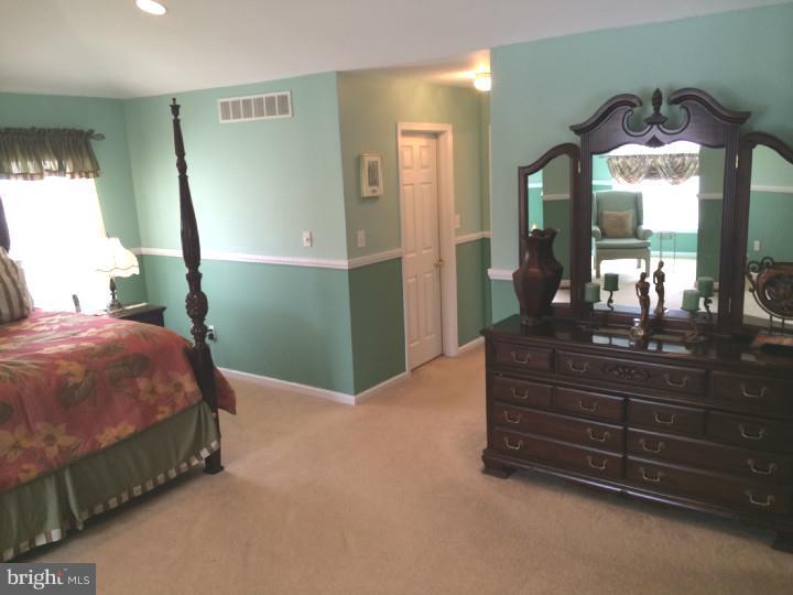 6 Savoy Road Newark, DE 19702 - Photo 17 of 24 Master Bathroom