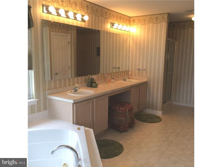 6 Savoy Road Newark, DE 19702 - Photo 18 of 24 Master Bathroom