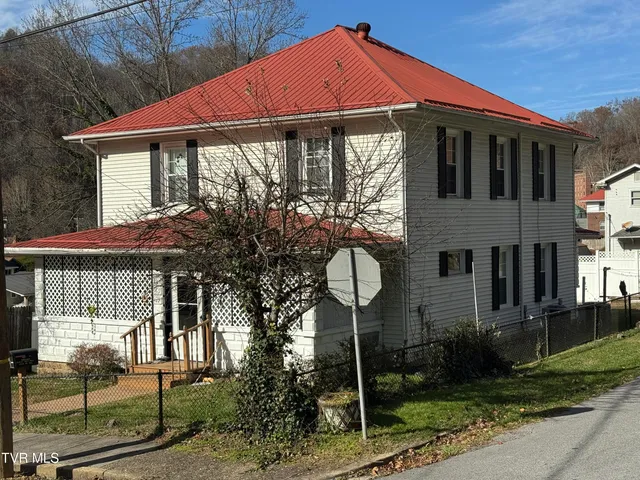 $150,000 | 301 Roberts Street, Appalachia, VA 24216
