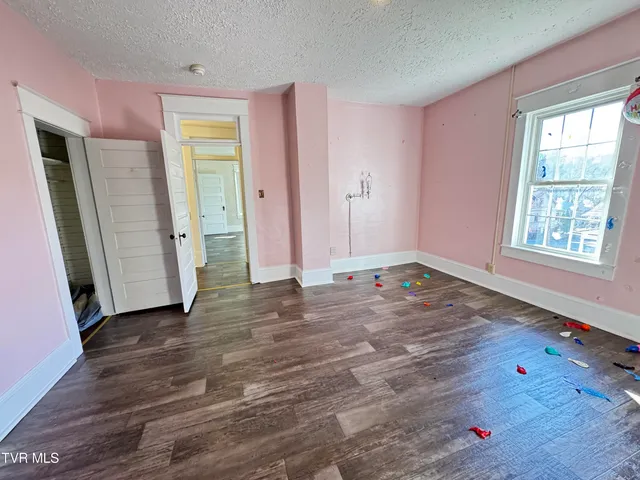 $150,000 | 301 Roberts Street, Appalachia, VA 24216