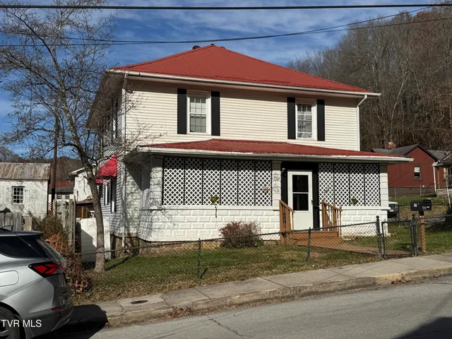 $150,000 | 301 Roberts Street, Appalachia, VA 24216