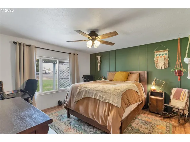 $700,000 | 36280 Airport Drive, Lebanon, OR 97355