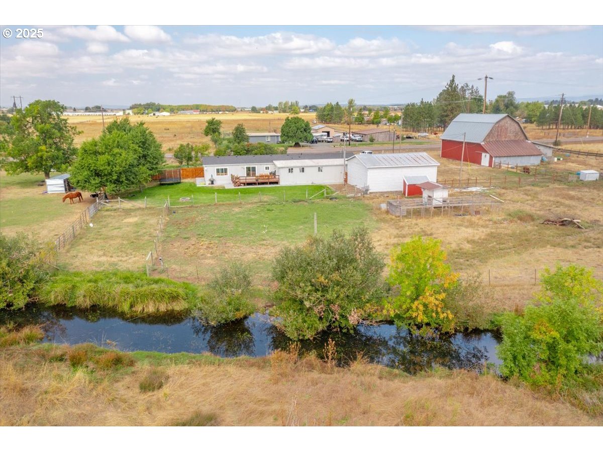 36280 Airport Drive Lebanon, OR 97355 - Photo 8 of 46