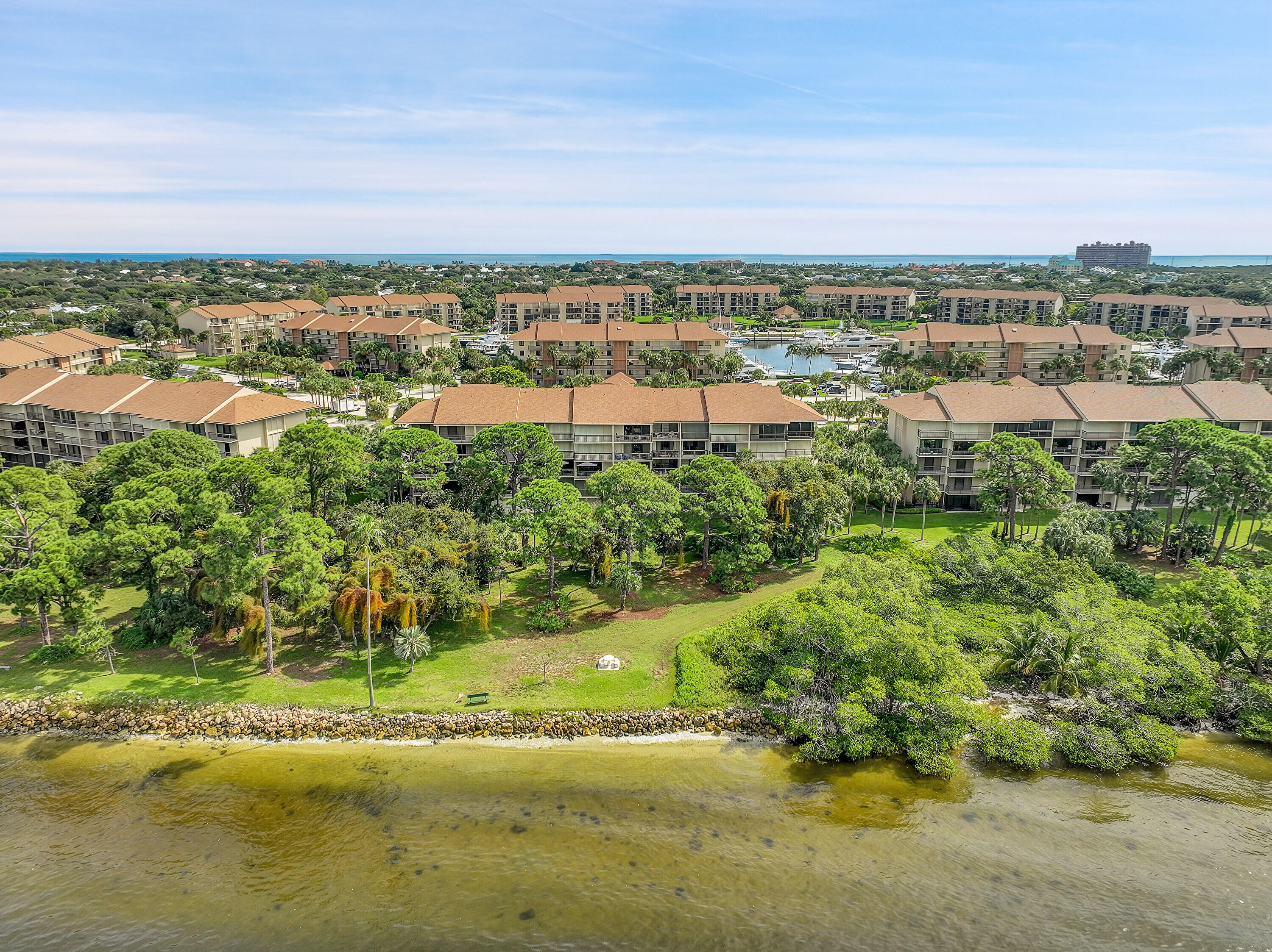 2001 Marina Isle Way, Unit 203 Jupiter, FL 33477 - Photo 37 of 48 EAST VIEW