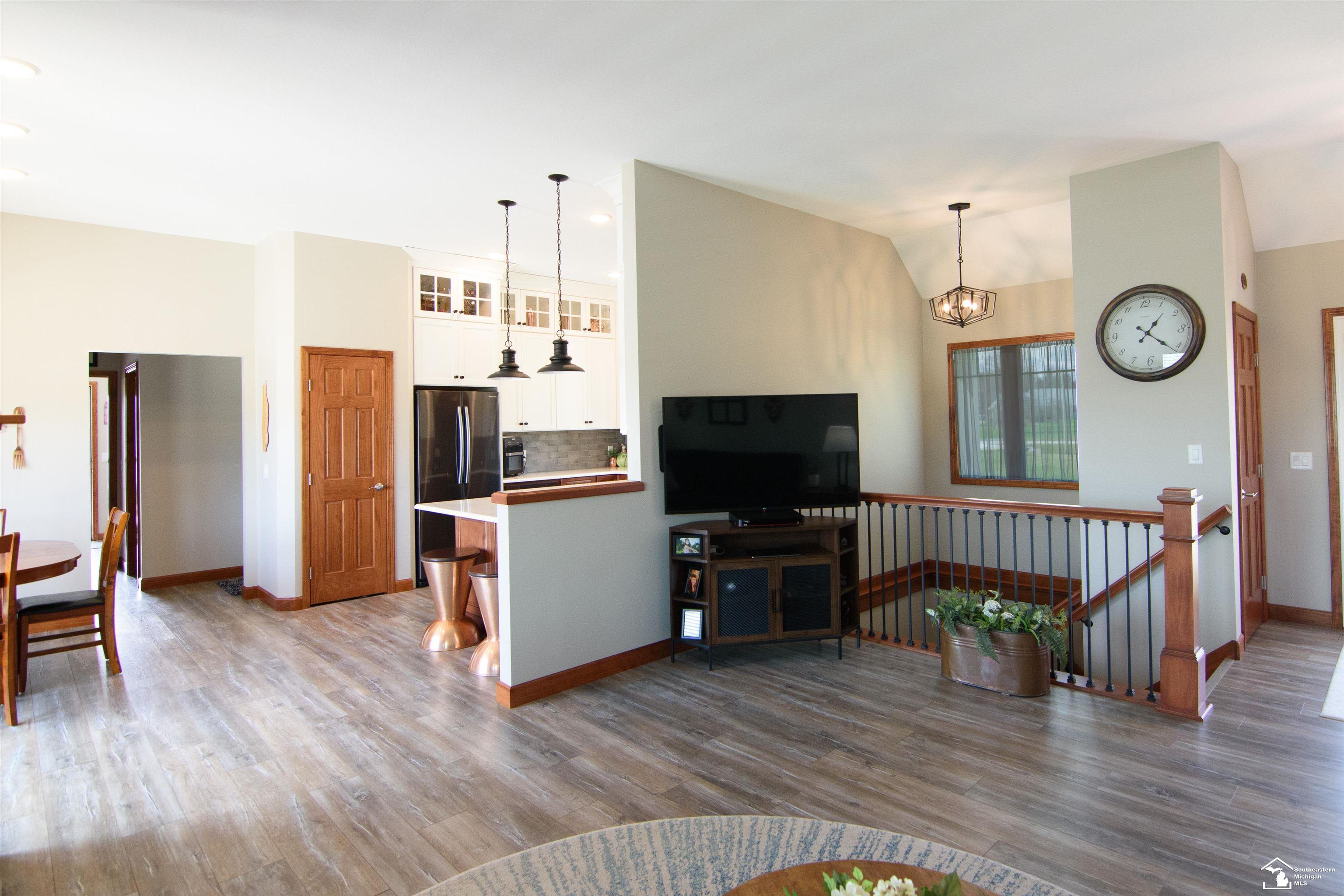 10560 Jackman Road Temperance, MI 48182 - Photo 30 of 70