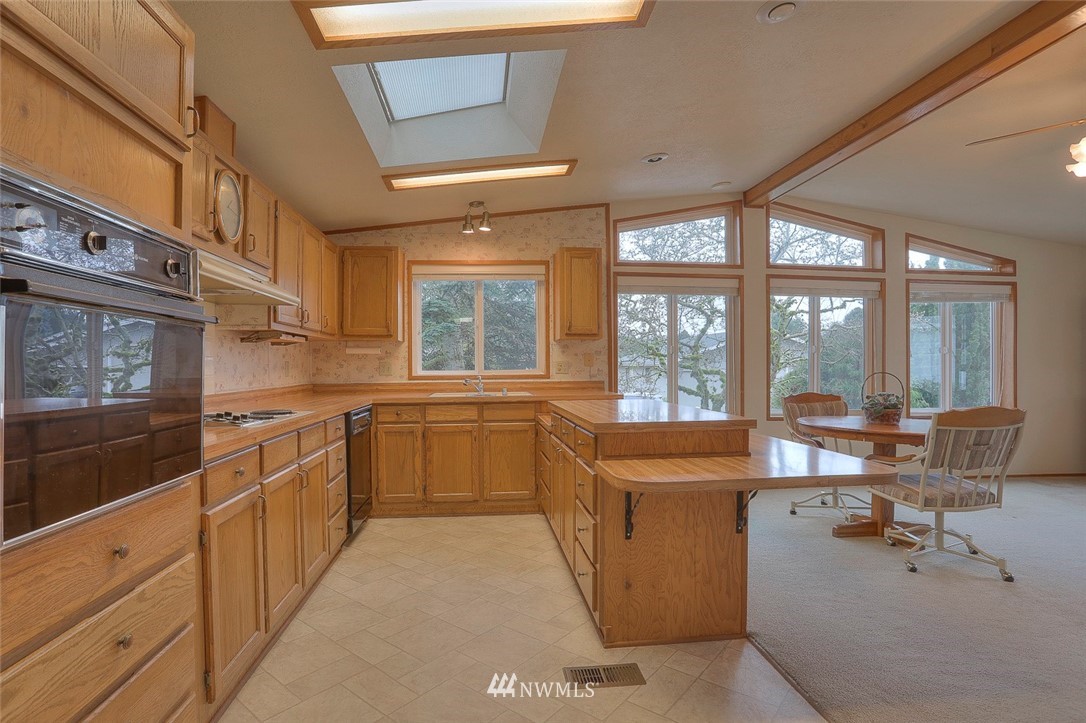 24133 8th Place West Bothell, WA 98021 - Photo 5 of 25