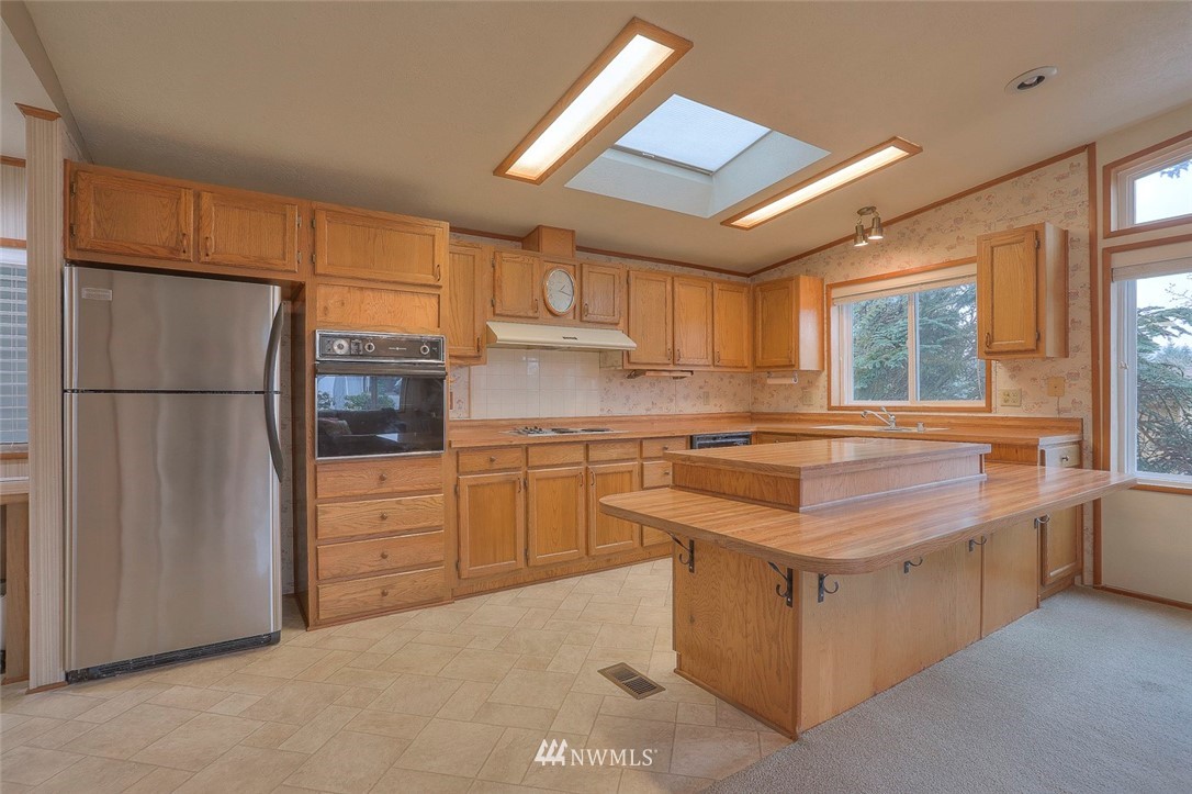 24133 8th Place West Bothell, WA 98021 - Photo 7 of 25