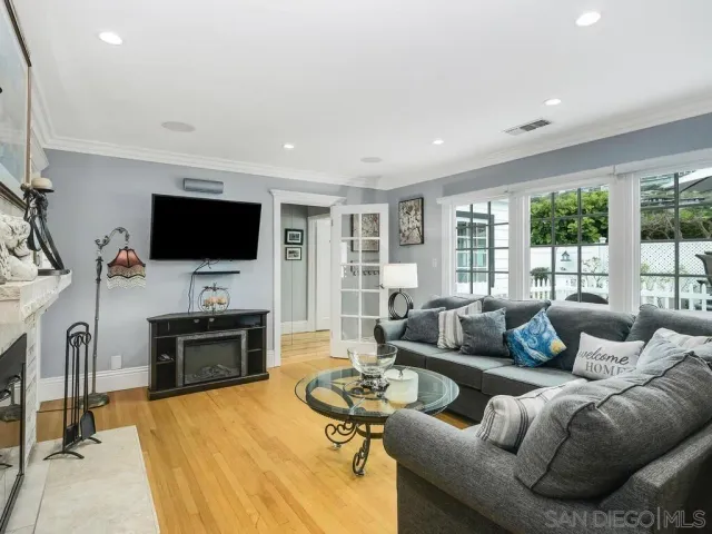 $10,000 | 8392 La Jolla Shores Drive, La Jolla, CA 92037