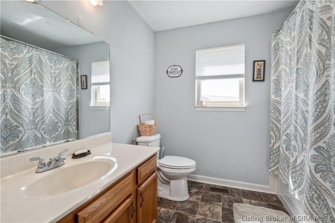 2915 North Wooster Road Scottsburg, IN 47170 - Photo 23 of 38 Gallery Image 23