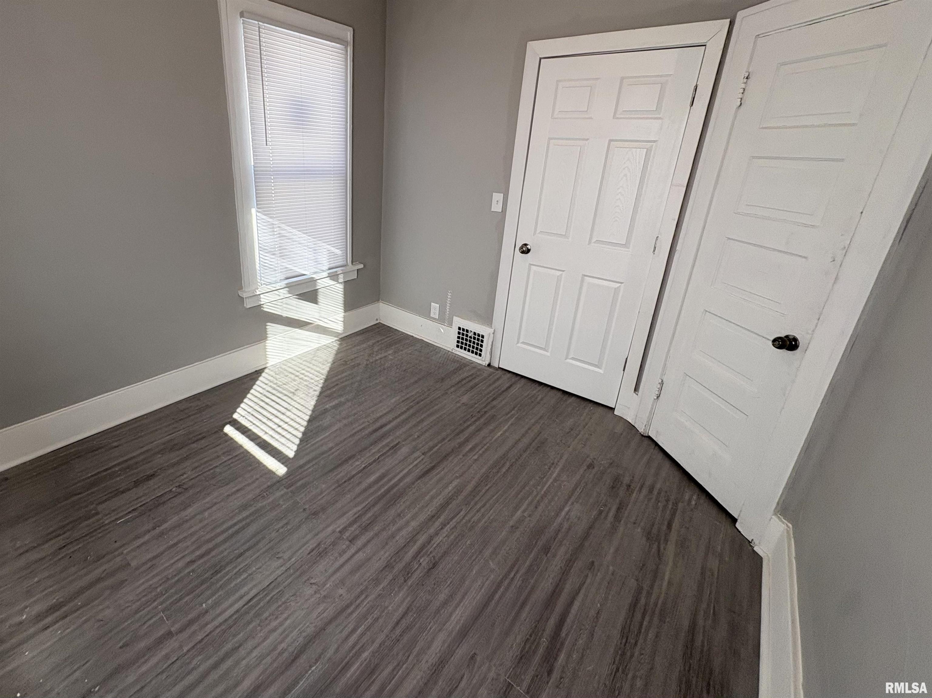 524 7th Street Rock Island, IL 61201 - Photo 14 of 15