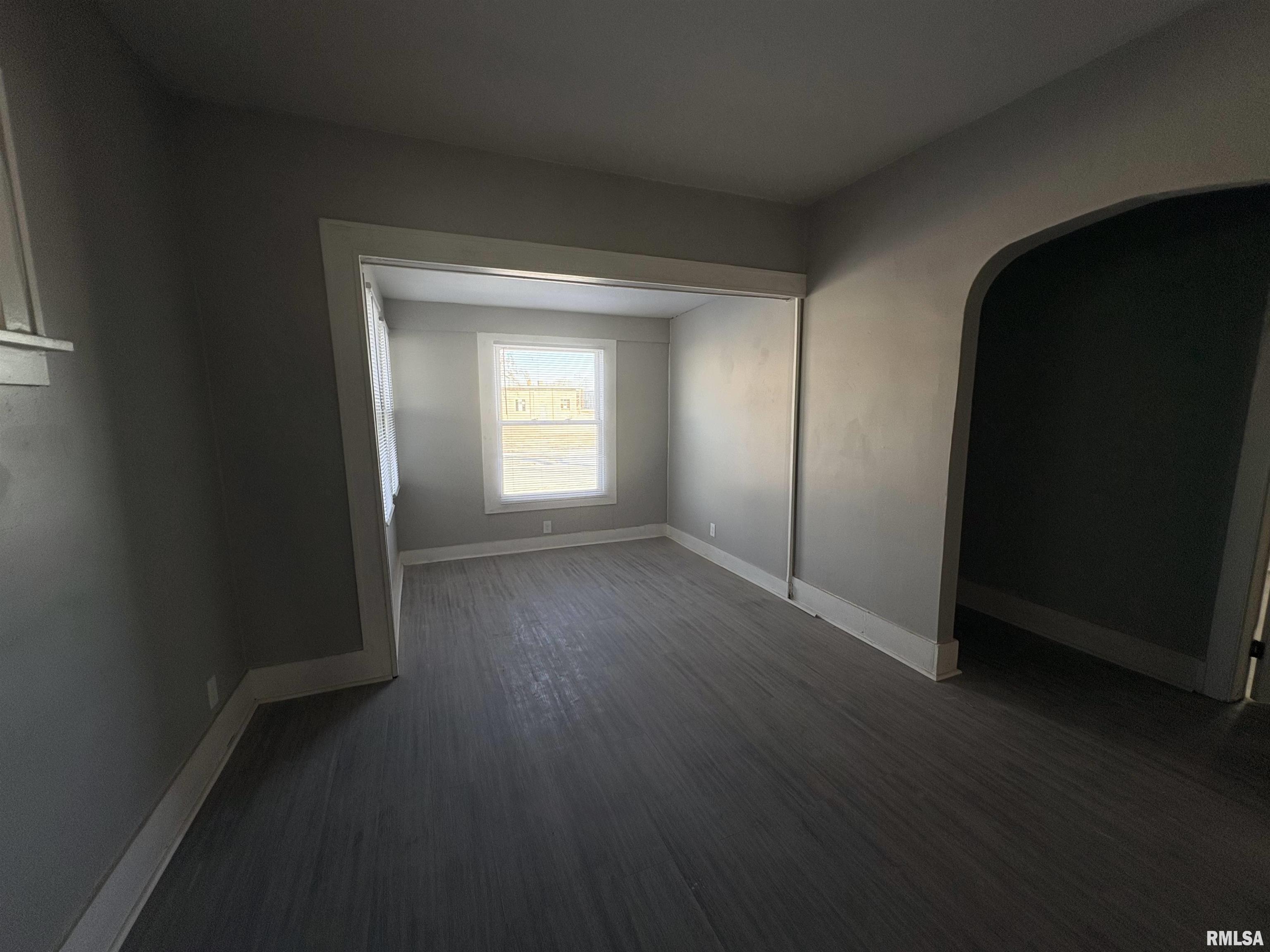 524 7th Street Rock Island, IL 61201 - Photo 4 of 15