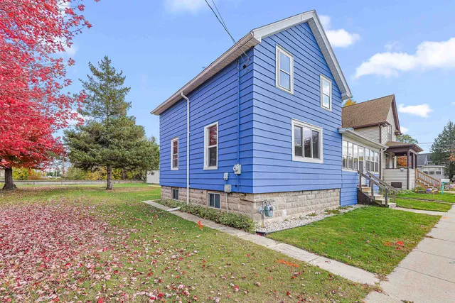 $169,000 | 197 North Lincoln Avenue, Fond du Lac, WI 54935