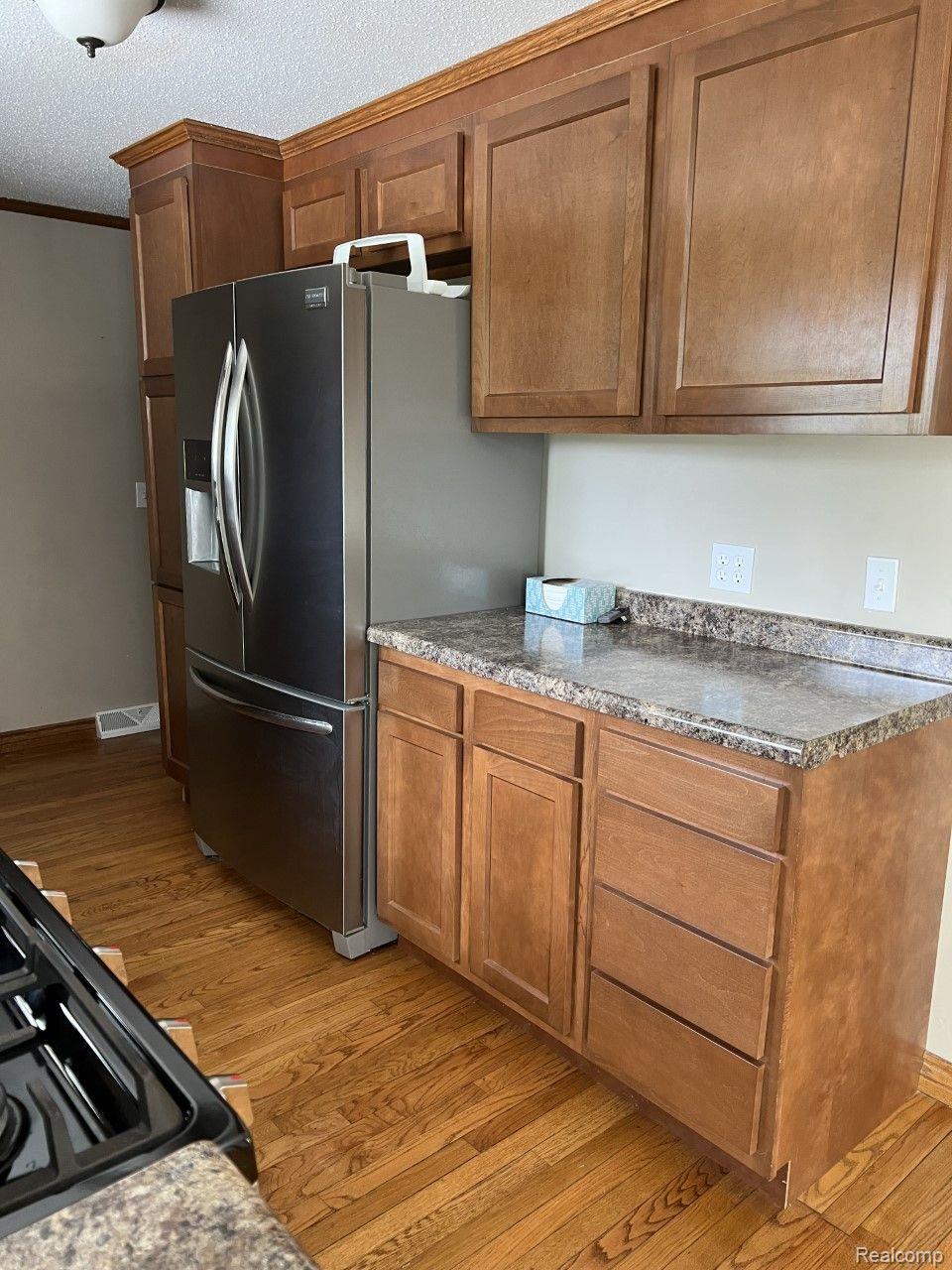 6813 Cade Road Brown City, MI 48416 - Photo 4 of 12 Gallery Image 4