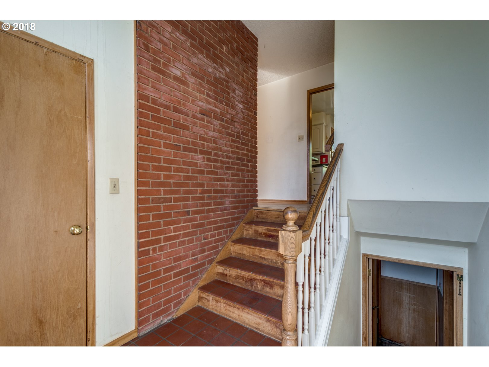 5550 Southwest Oleson Road Portland, OR 97225 - Photo 6 of 32 Entrance/Foyer