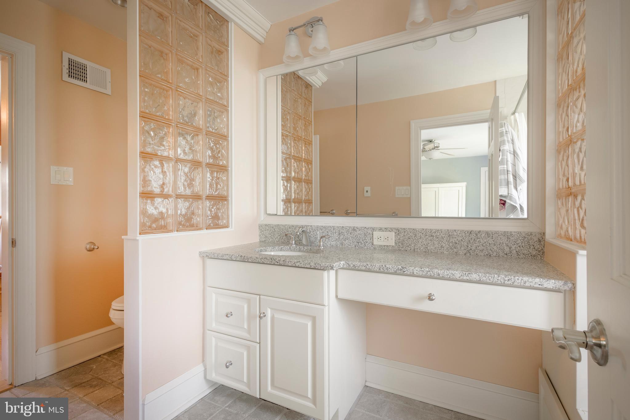 324 Holmecrest Road Jenkintown, PA 19046 - Photo 21 of 35