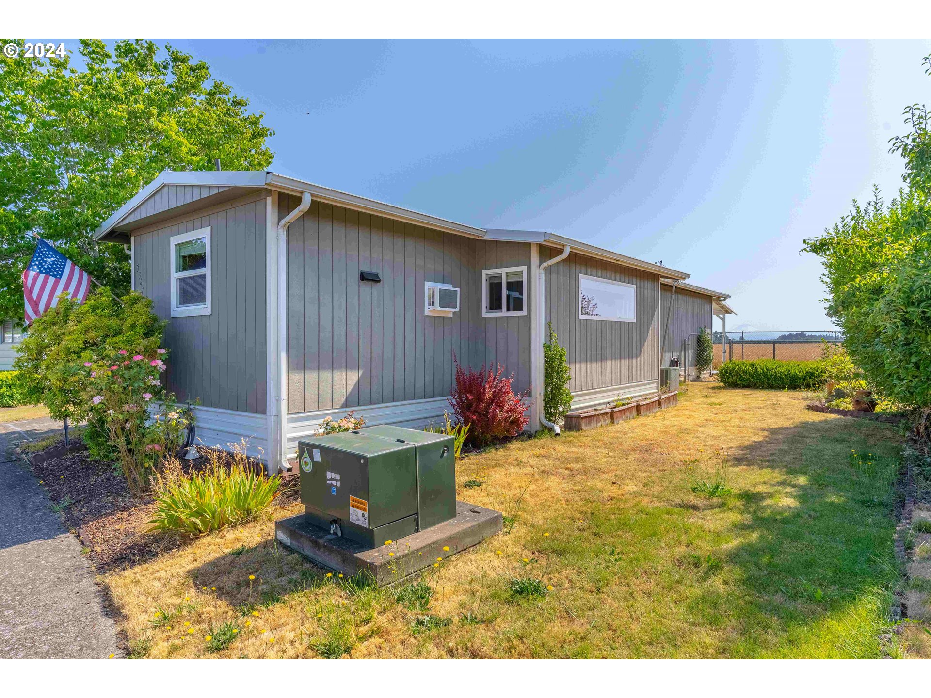 3367 Rainbow Loop, Unit 18 Hubbard, OR 97032 - Photo 32 of 42 Yard