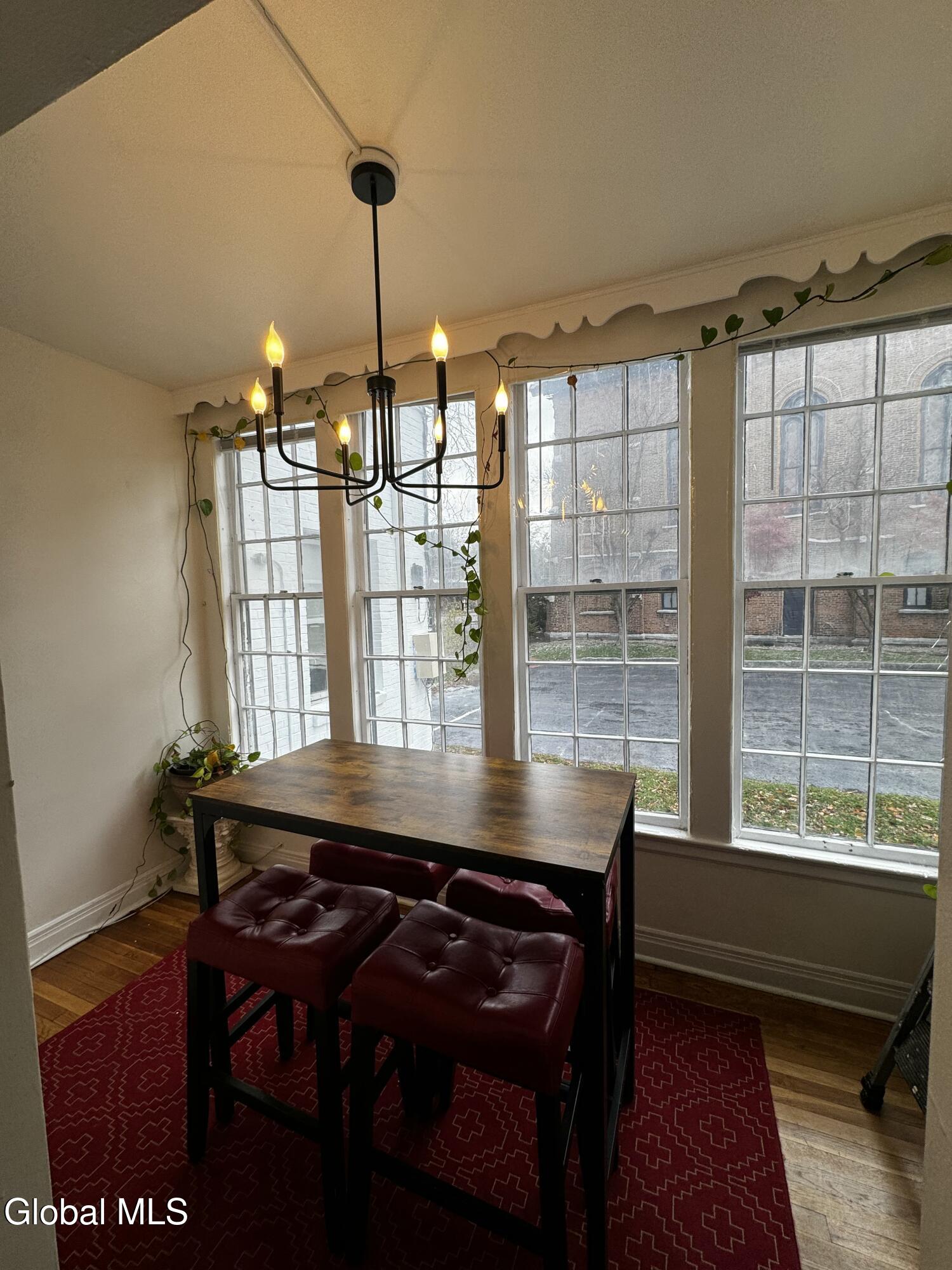 612 Union Street, Unit 2 Schenectady, NY 12305 - Photo 12 of 26 31B373F9-0CE1-4B21-A038-AE8B71EB7BDC