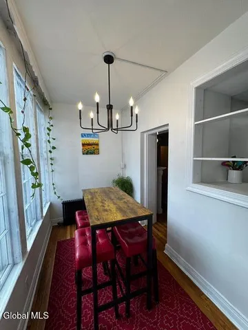 $1,695 | 612 Union Street, Unit 2, Schenectady, NY 12305