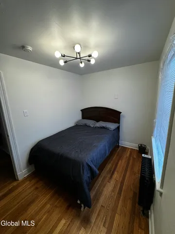 $1,695 | 612 Union Street, Unit 2, Schenectady, NY 12305