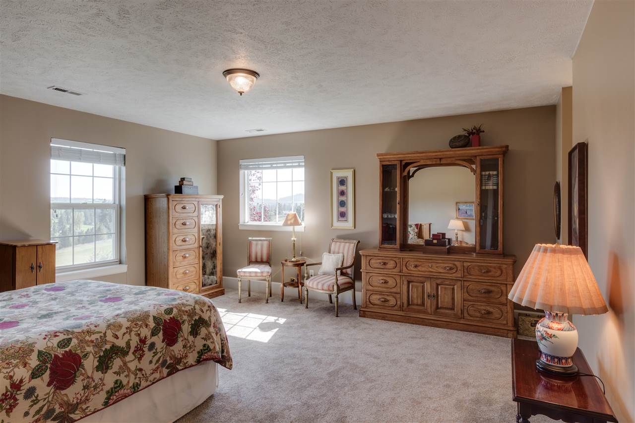 11302 South Valley Chapel Road Spokane, WA 99223 - Photo 8 of 20 Gallery Image 8