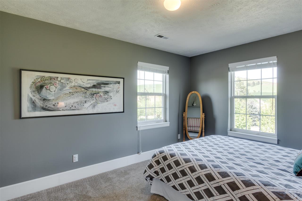 11302 South Valley Chapel Road Spokane, WA 99223 - Photo 9 of 20 Gallery Image 9