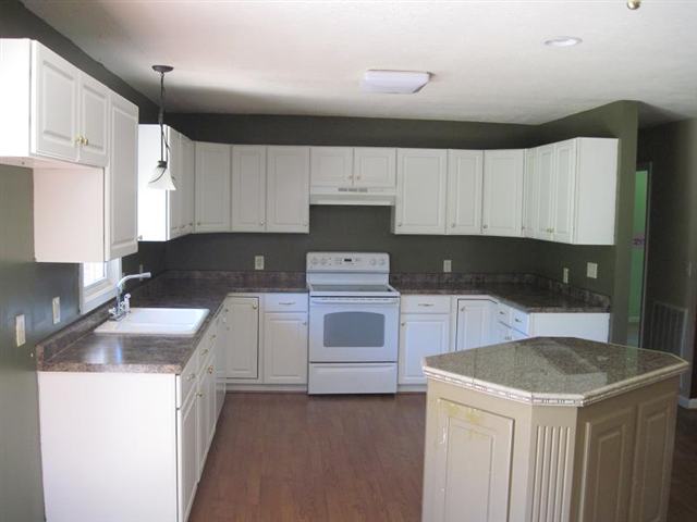 406 Maple Avenue Seneca, SC 29678 - Photo 2 of 9 Gallery Image 2