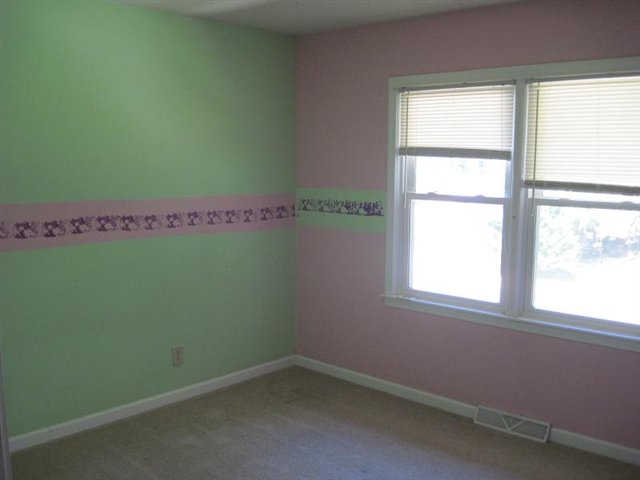 406 Maple Avenue Seneca, SC 29678 - Photo 7 of 9 Gallery Image 7