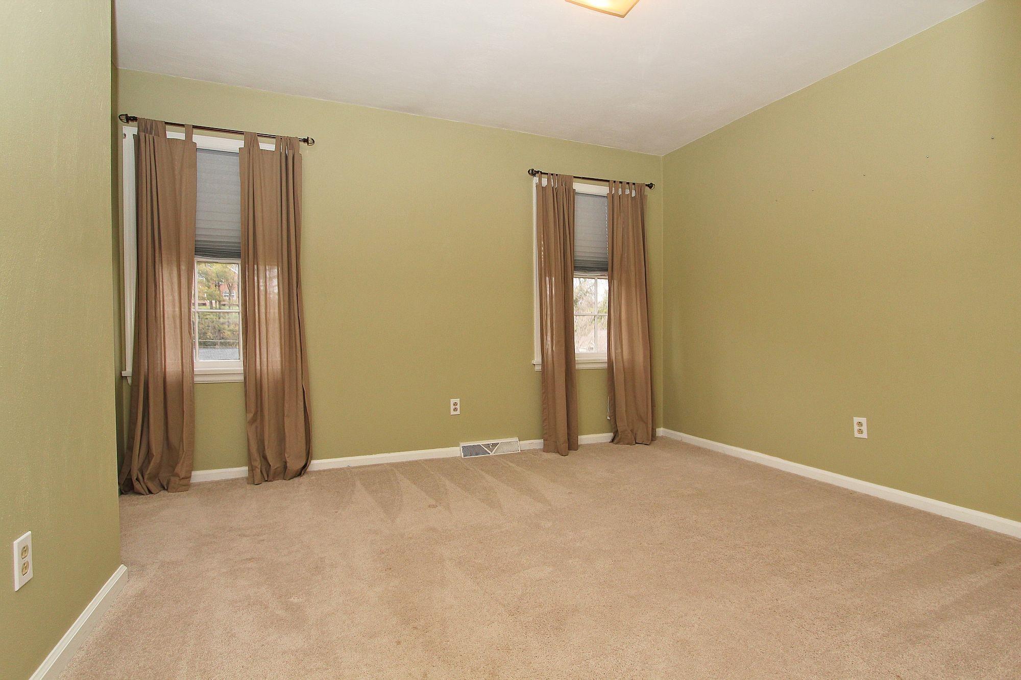 3506 Brymoor Road Southwest Roanoke, VA 24018 - Photo 26 of 47 img_2471