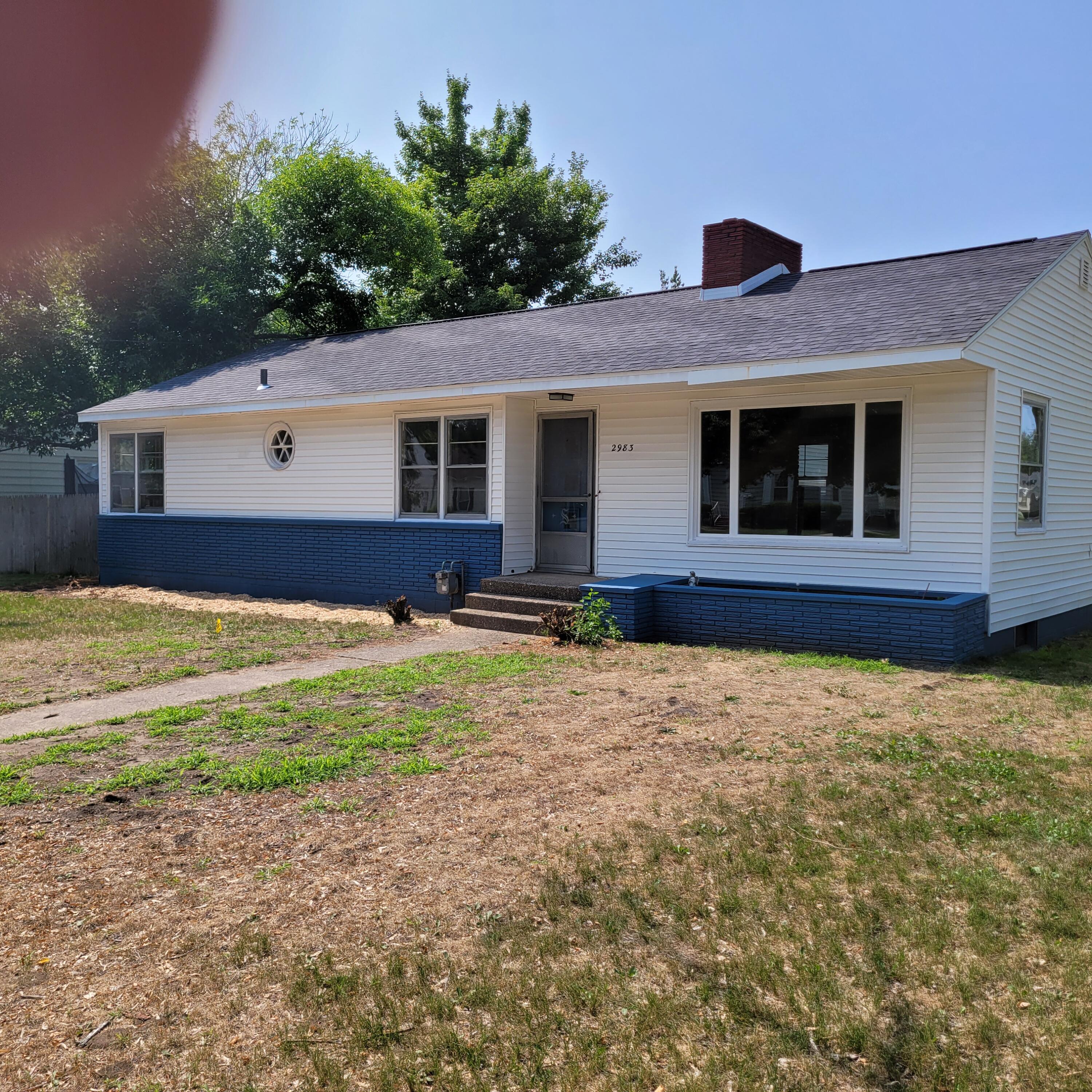 2983 Westland Road Muskegon, MI 49441 - Photo 1 of 21 front of house