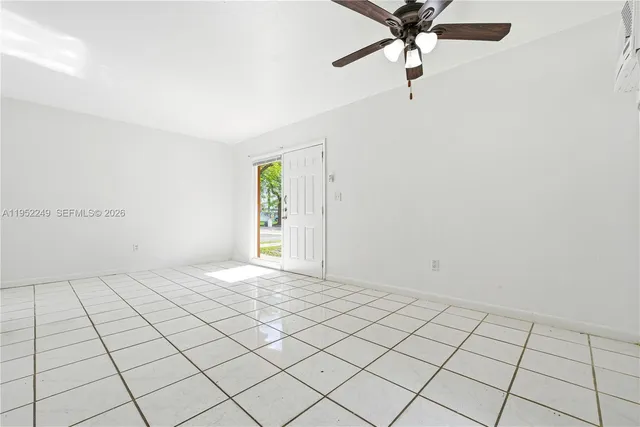 $1,350 | 1333 Northwest 15th Street, Unit 4, Miami, FL 33125