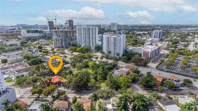 $1,350 | 1333 Northwest 15th Street, Unit 4, Miami, FL 33125