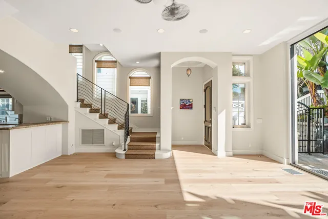 $14,700 | 707 Jasmine Avenue, Corona del Mar, CA 92625