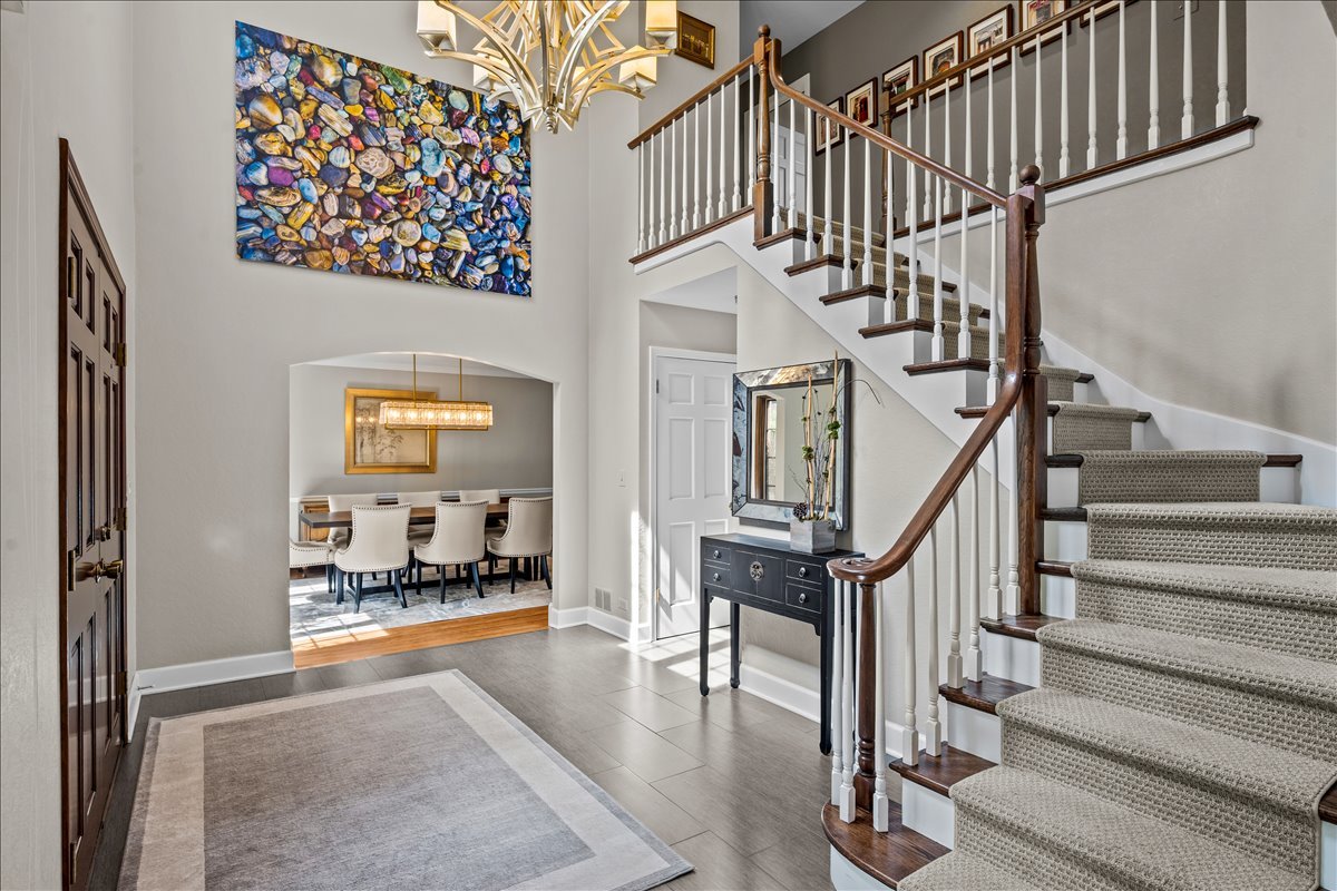 1985 Clavey Road Highland Park, IL 60035 - Photo 2 of 35 a view of entryway and hall
