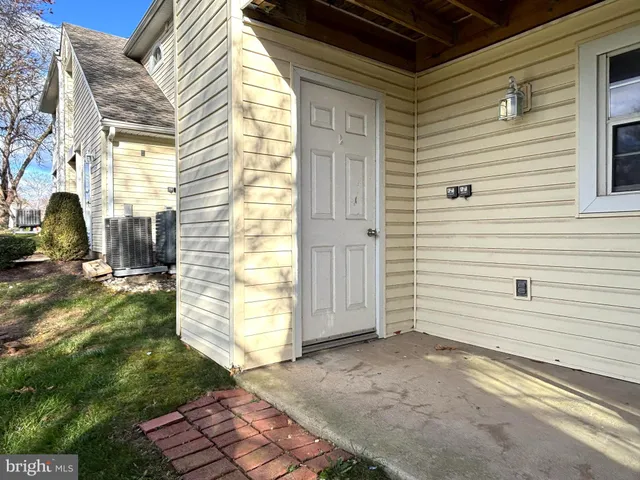 $2,200 | 1507-7 Bennett Place, Southampton, PA 18966