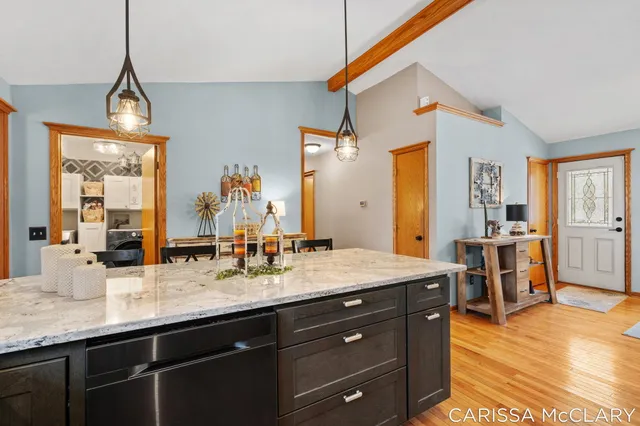 $595,000 | 8409 Squires Street Northeast, Rockford, MI 49341