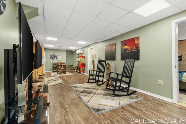 $595,000 | 8409 Squires Street Northeast, Rockford, MI 49341