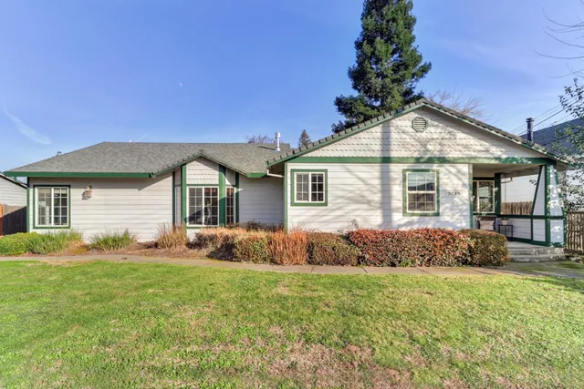 $639,000 | 9689 Kent Street, Elk Grove, CA 95624