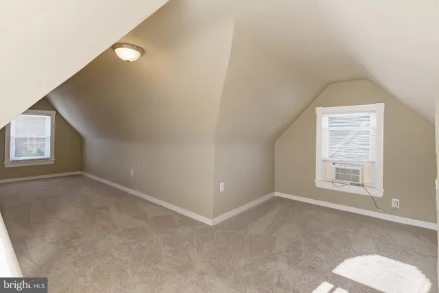 $300,000 | 225 Delaware Avenue, Riverside, NJ 08075