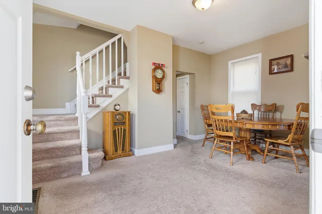 $300,000 | 225 Delaware Avenue, Riverside, NJ 08075