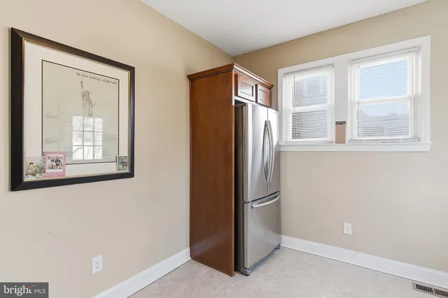 $300,000 | 225 Delaware Avenue, Riverside, NJ 08075