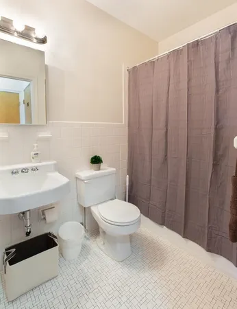 $2,800 | 220 Beacon Street, Unit 2, Boston, MA 02116