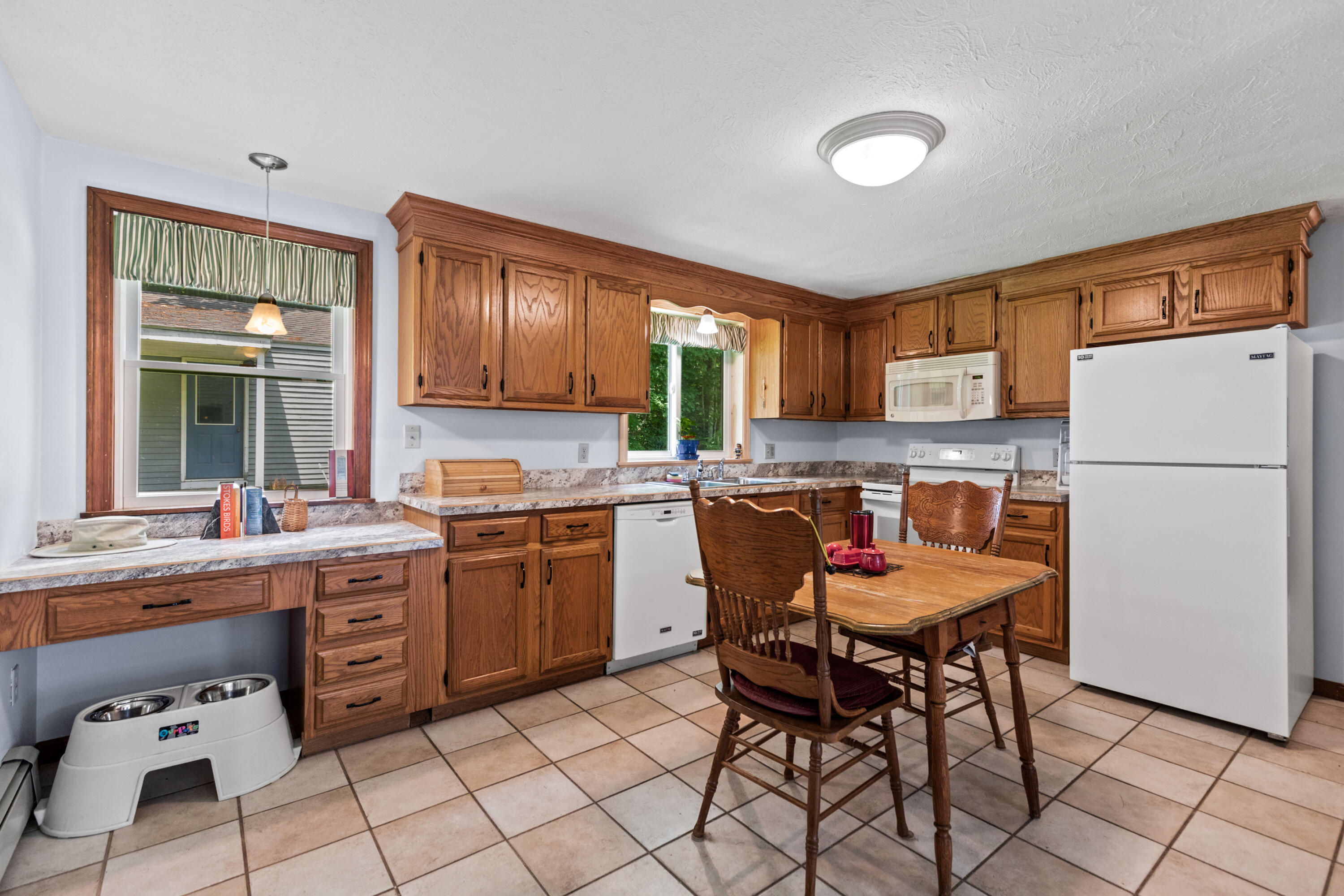 260 Pope Road Windham, ME 04062 - Photo 8 of 40 Kitchen