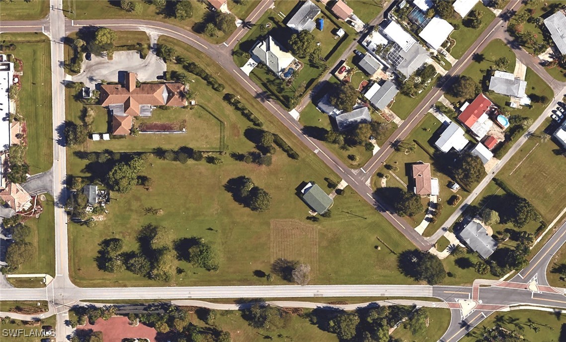 590 Shreve Street Punta Gorda, FL 33950 - Photo 5 of 10 a view of building