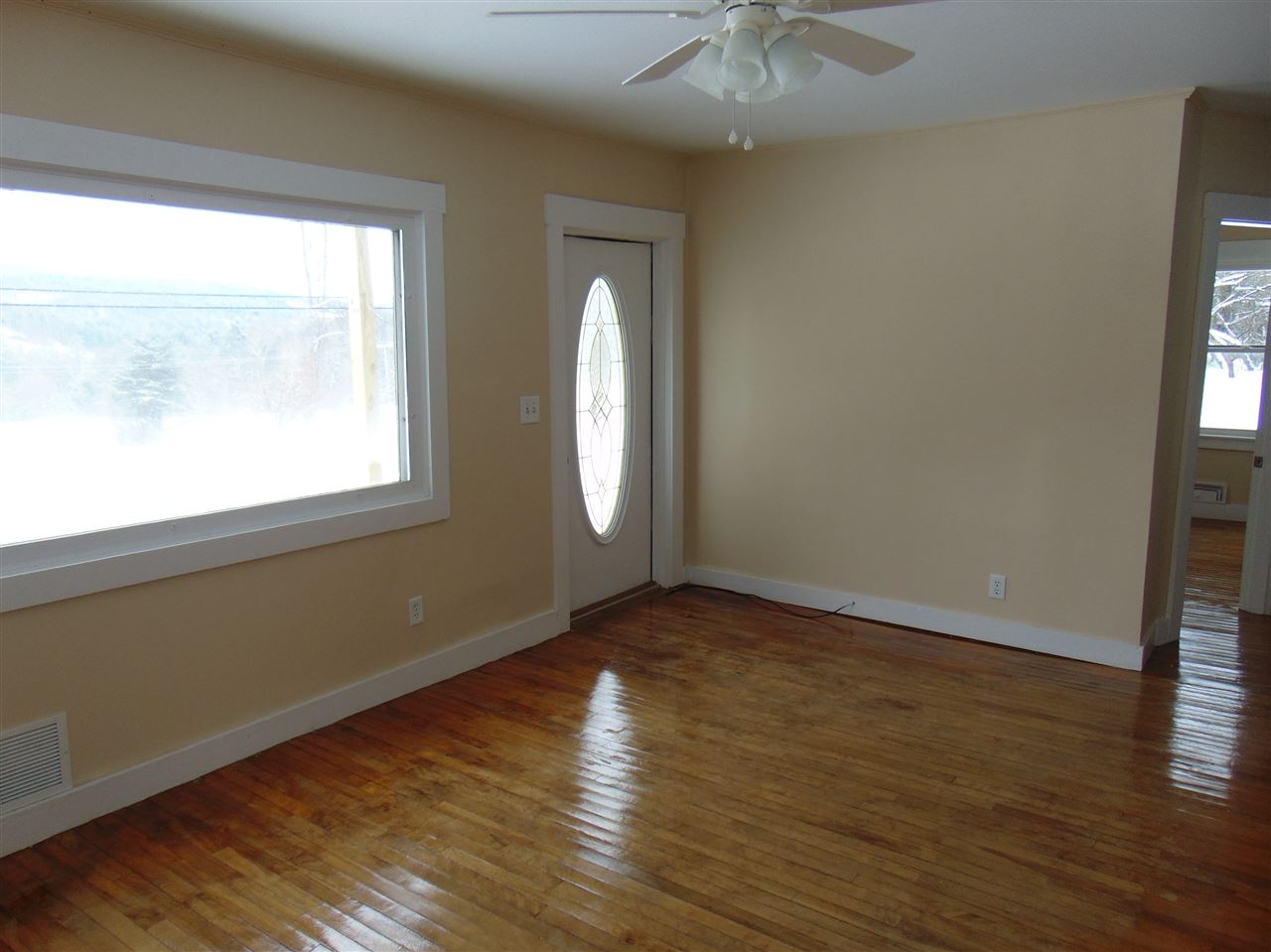 94 Higgins Hill Road St. Johnsbury, VT 05819 - Photo 11 of 18 Gallery Image 11