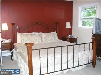 1016 Irvin Road Huntingdon Valley, PA 19006 - Photo 6 of 9