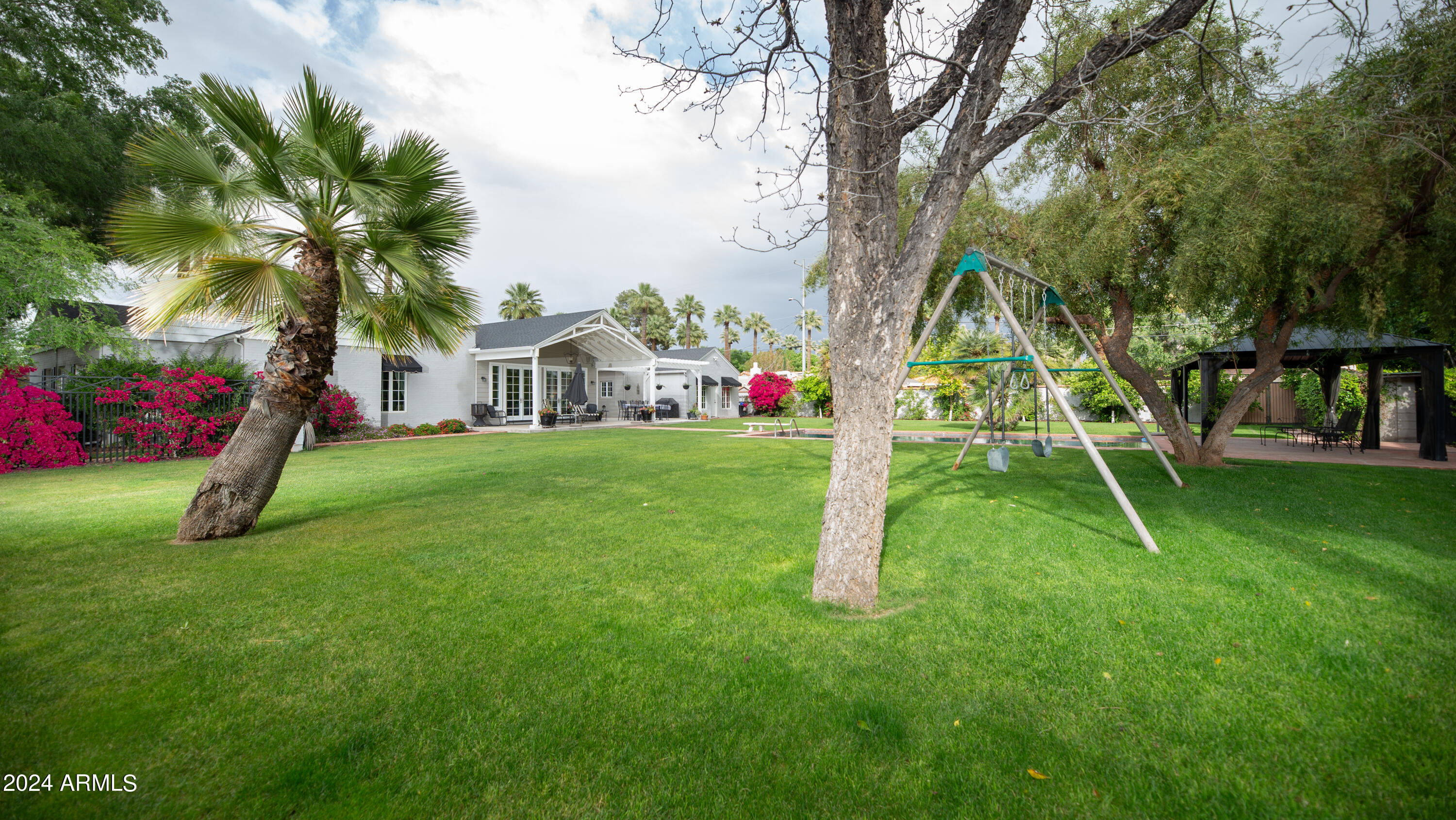 1117 West Coronado Road Phoenix, AZ 85007 - Photo 45 of 51 1117 W Coronado DJ yard 2